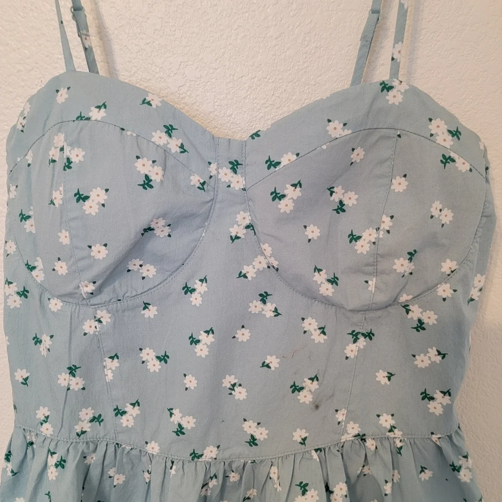 Summer Mini Blue Dress With Dainty White Flowers SZ XL No Boundaries - Picture 2 of 7